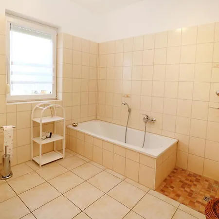 Moritz - Mit Grossem Garten *